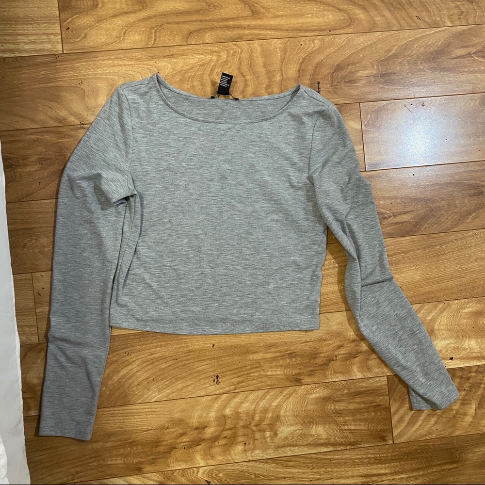 Forever 21 Size L crop top long sleeve